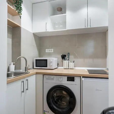 Urban Nest At Alba Iulia Appartement