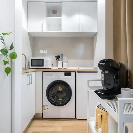 Urban Nest At Alba Iulia * Boekarest